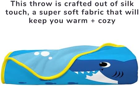 Baby Shark Kids Bedding Super Soft Silk Touch Throw, 40 in x 50 in, (Official Licensed Product) by Franco - Image 3
