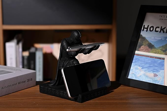 Windbreaker Soldier Knight Pen Holder Personalized Desk Accessory Black - Image 3