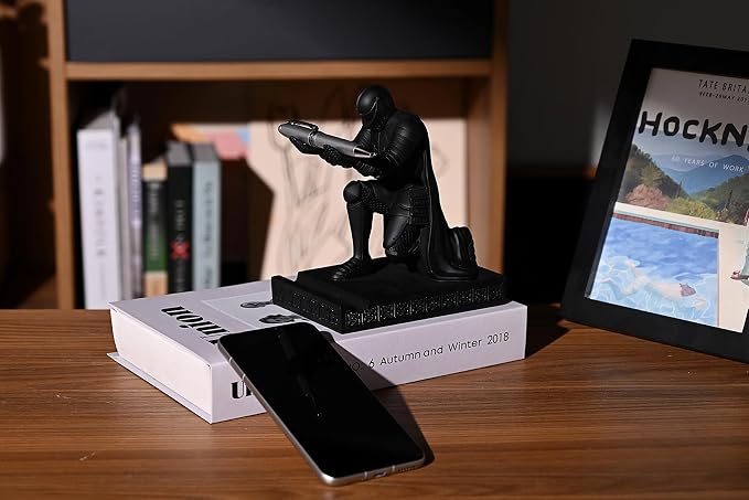 Windbreaker Soldier Knight Pen Holder Personalized Desk Accessory Black - Image 4