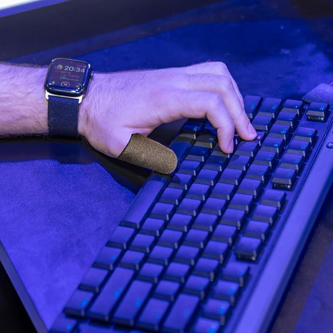 FRCOLOR Anti-Sweat Gaming Finger Sleeves for Gamers, Ultra-Thin 0.3mm Thumb Sleeves Made of Superconducting Fibers, Sweatproof and Anti-Slip Design for Fighting Games and Genres - Image 6