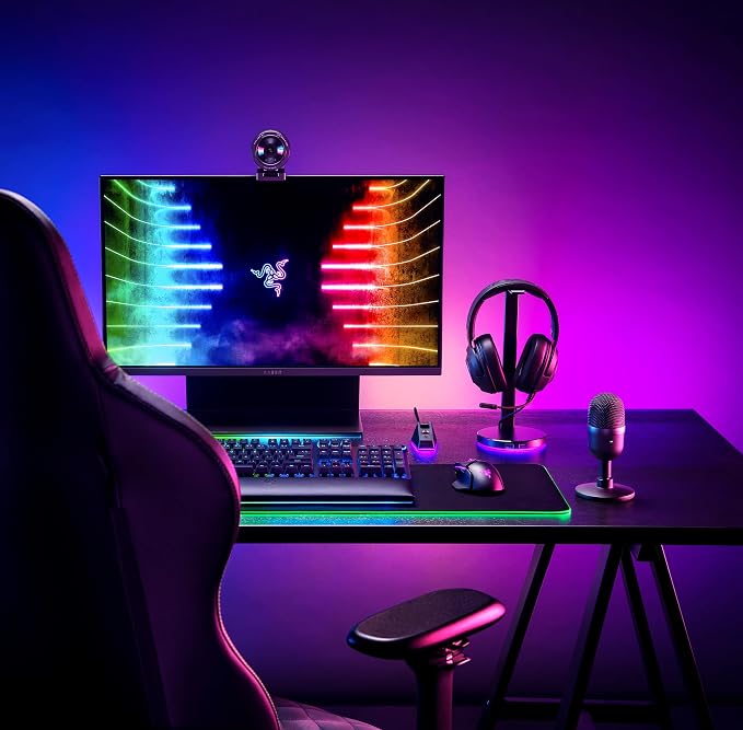Razer Base Station V2 Chroma Headphone Headset Stand Holder, Black | Chroma RGB Lighting, Taller Stand & Anti-slip Ledge, USB Charging Ports, Anti-Slip Rubber Base, 3.5mm Port + Built-in DAC - Image 8