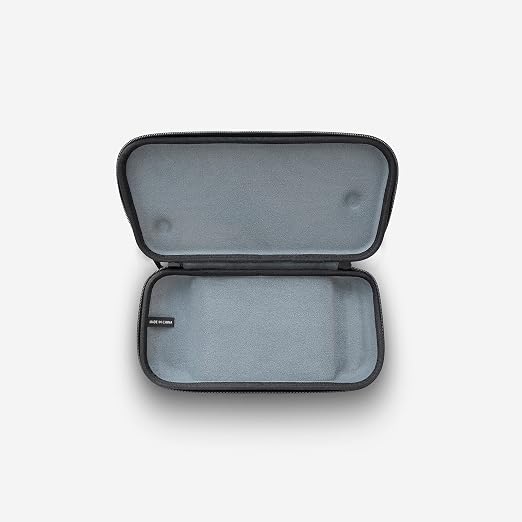 Logitech G Cloud Gaming Handheld Official Carrying Case Protective - Black - Image 4