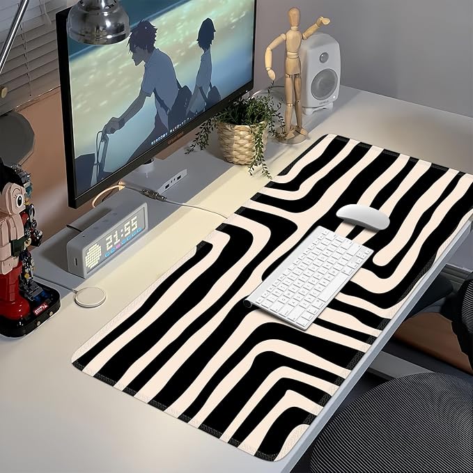 iCasso Gaming Mouse Pad (35.4x15.7 in), Keyboard Mouse Mat for Work, Curve | Large Stable Rubber Base Mousepad with Stitched Edges, Game, Office, Home - Image 6